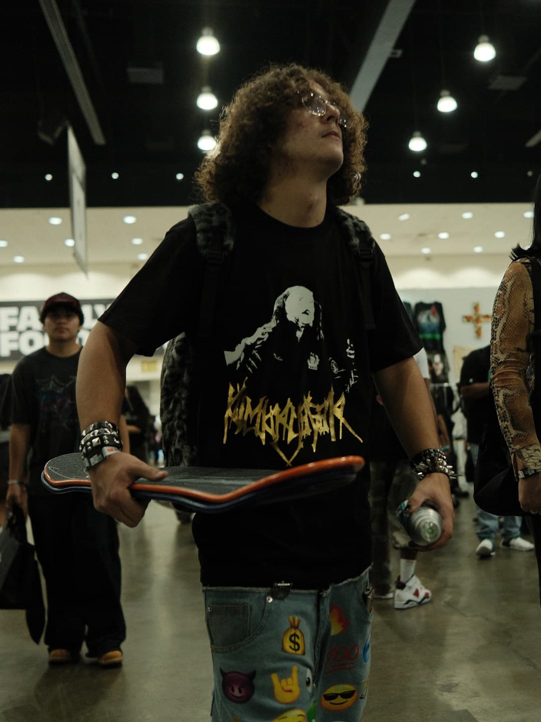 Loose Graphic T-shirt and Straight Leg Jeans