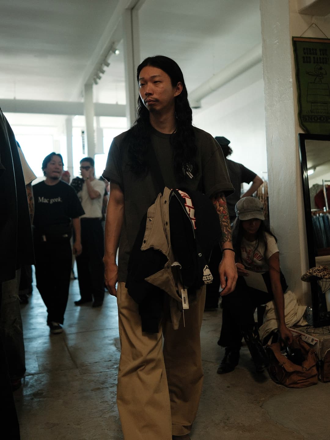 Loose Graphic T-shirt and Wide-leg Pants
